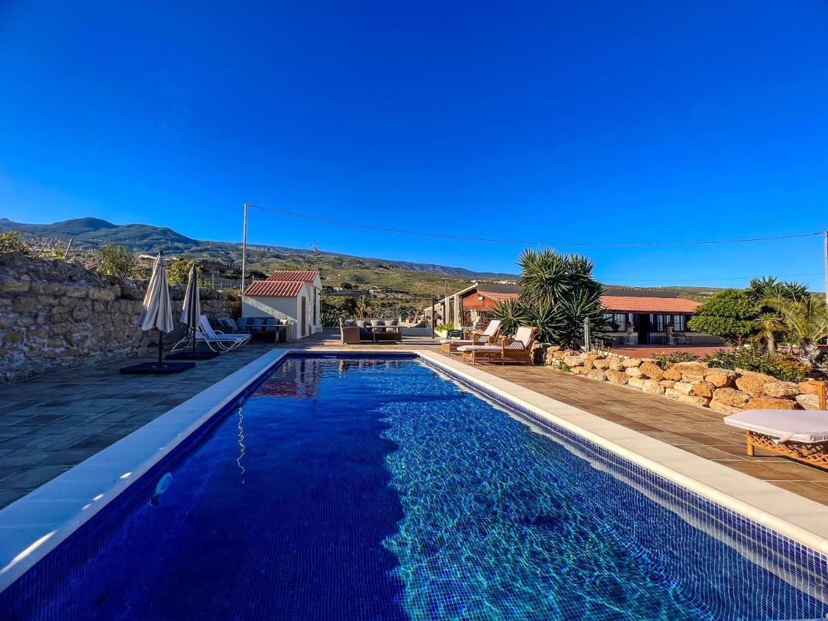 Exquisite Rural House With Garden, Pool And Sea Views Villa Arico Viejo Екстериор снимка